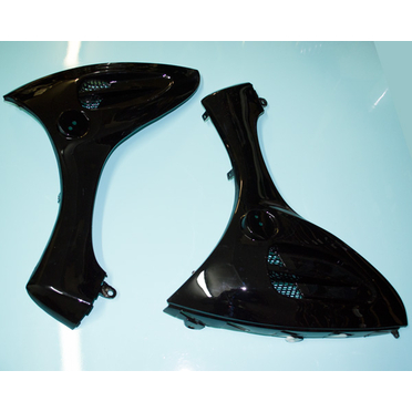 Обтекатели передние нижние скутер Clever 50 (левый и правый, черный пластик, 3-II-1304006 / 7)
