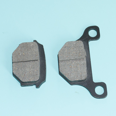 Колодки скутер 125-150 куб., TTR250R задние (дисковый тормоз, без крюка)