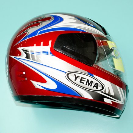 Шлем YEMA YM-801 (красный, размер M 57-58 НО реально 61-62, интеграл)