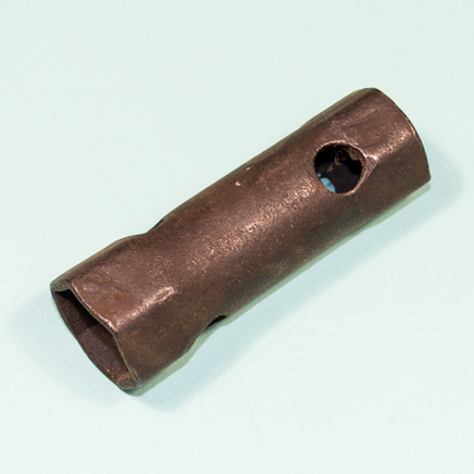 Ключ свечной мото на 19-22 мм. (длина 80 мм., Россия)