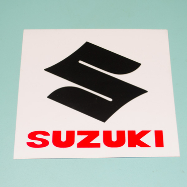 Наклейка Сузуки (120 х 120 мм.)